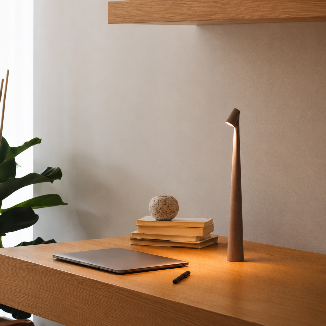 Pencil Table Light