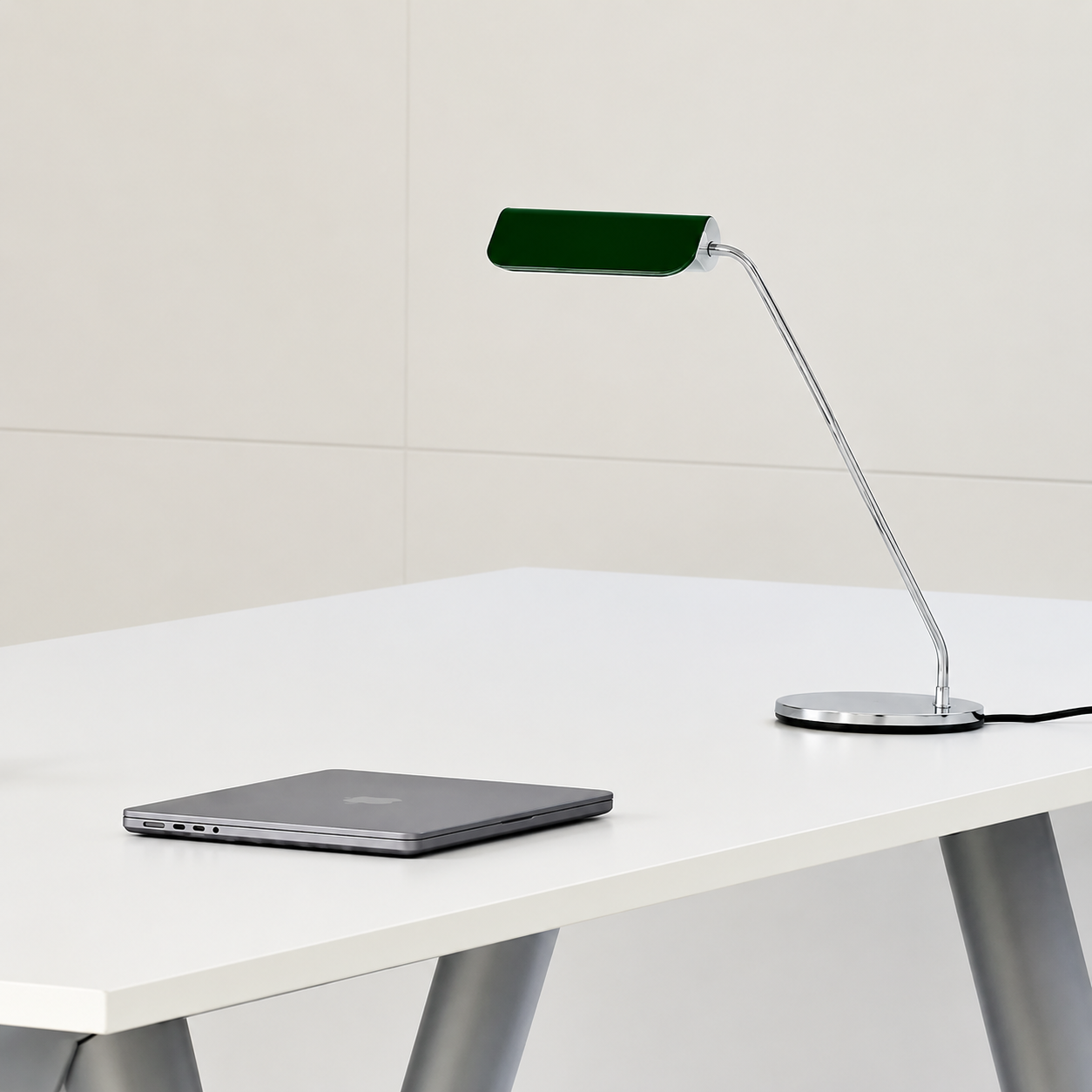 Metallic Apex Table Lamp