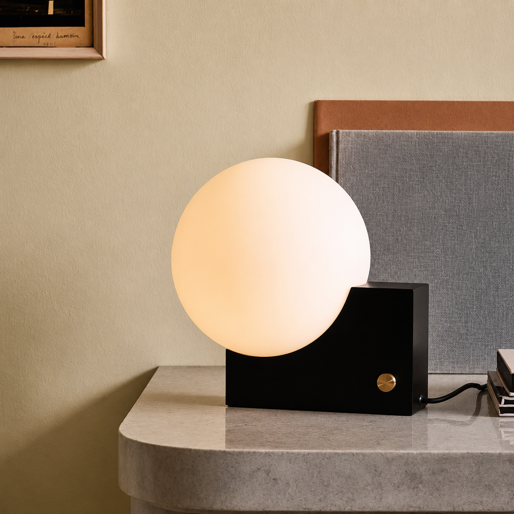 Snail Table Lamp